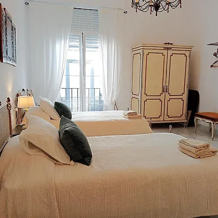 Casa Palacio Madre De La Eucaristia Apartment El Puerto de Santa Maria